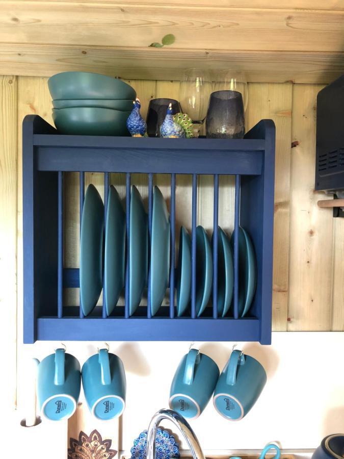 The Peacock Shepherds Hut At Hafoty Boeth كورين المظهر الخارجي الصورة